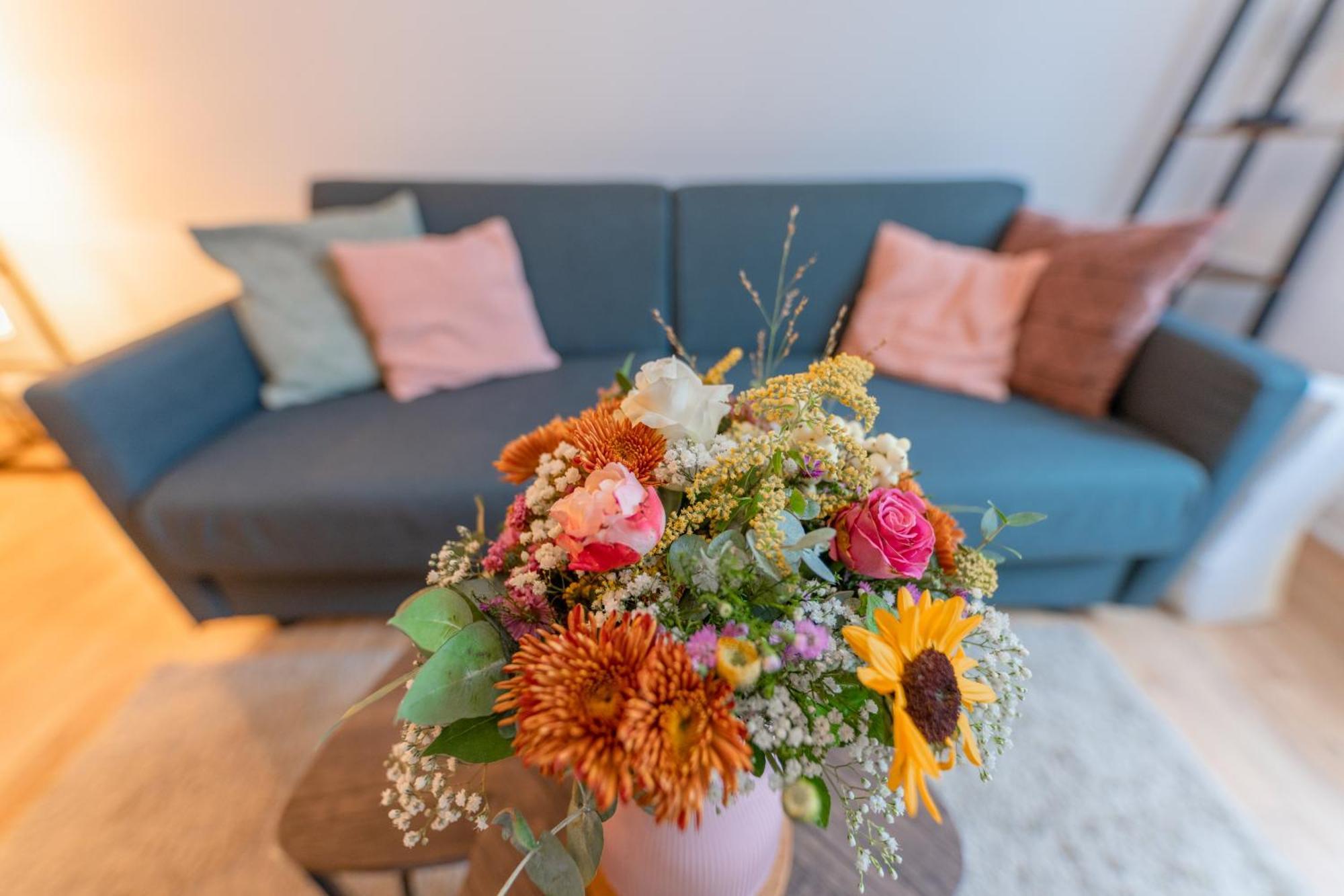 Urban Retreat By Stay Awesome Kassel Bagian luar foto