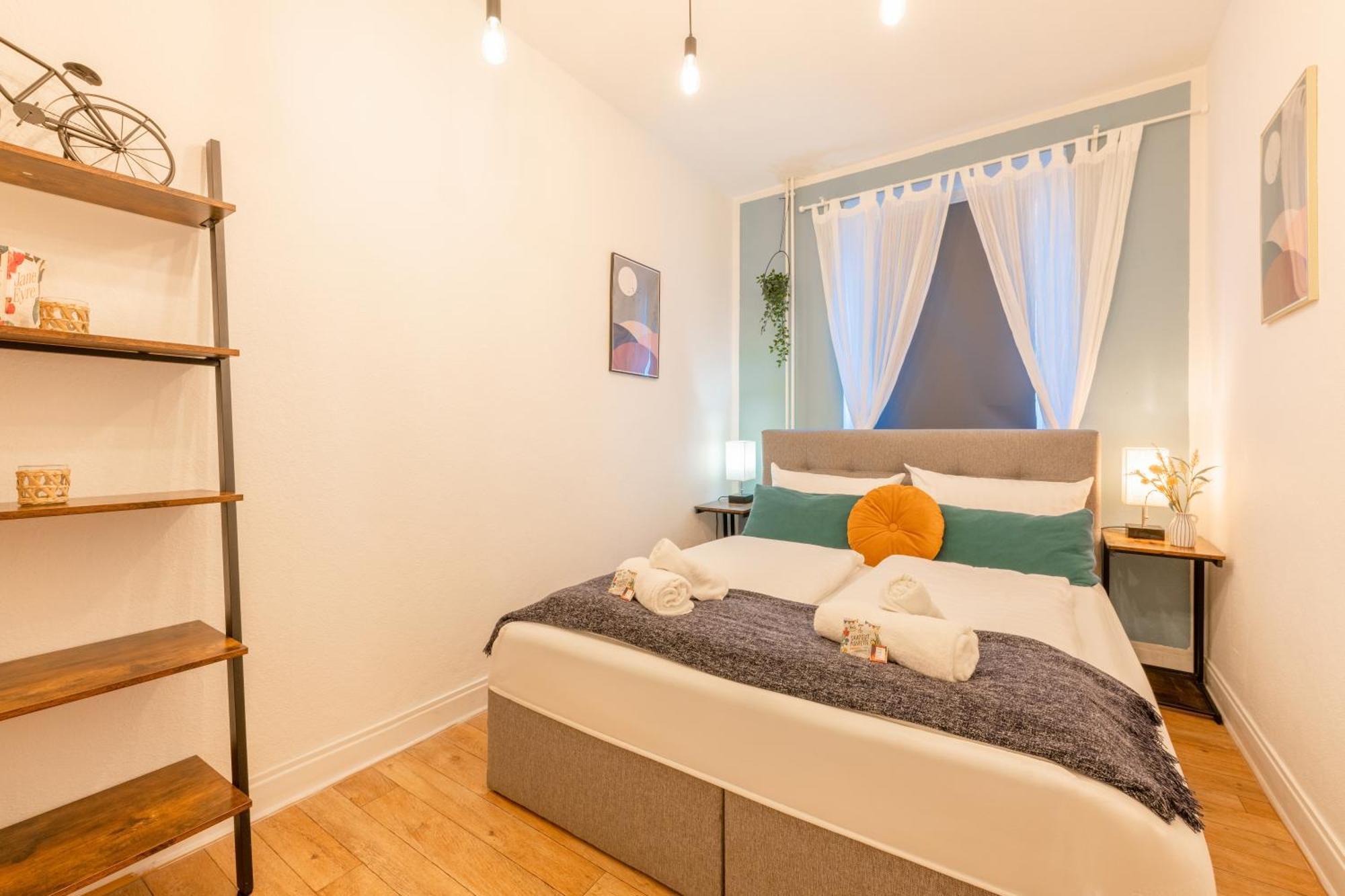 Urban Retreat By Stay Awesome Kassel Bagian luar foto
